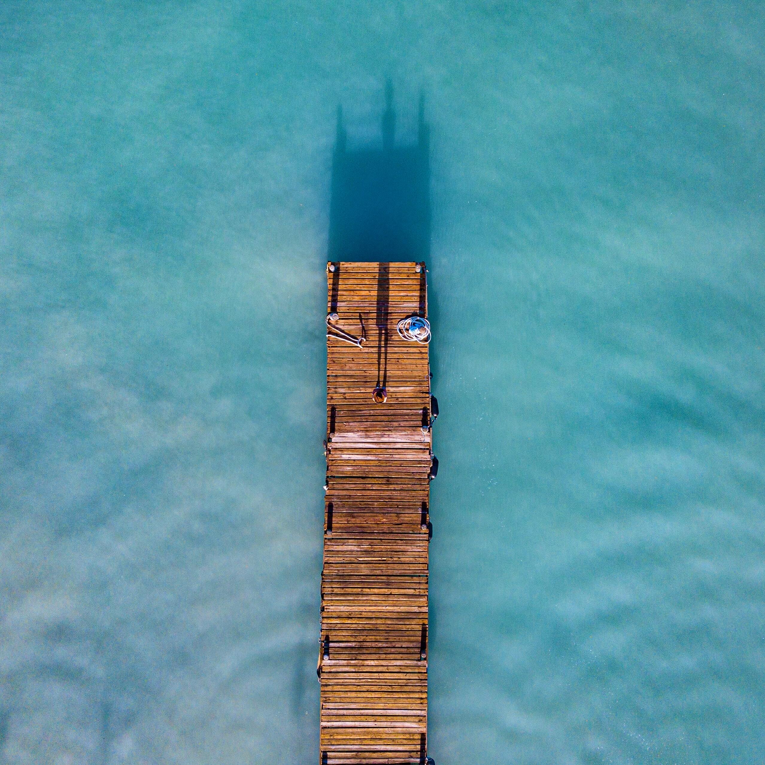 aruba bridge on water