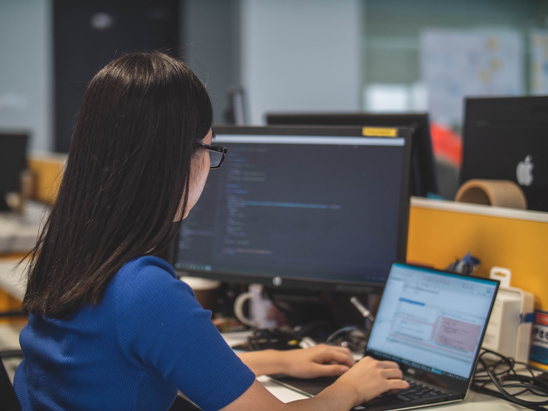 How data analysts help brands break down silos