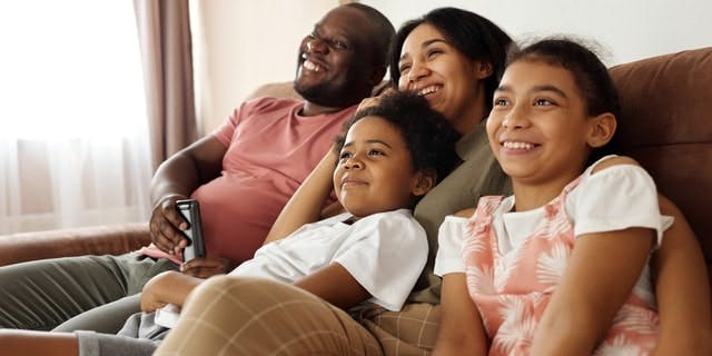 Connected TV retargeting & digital advertising