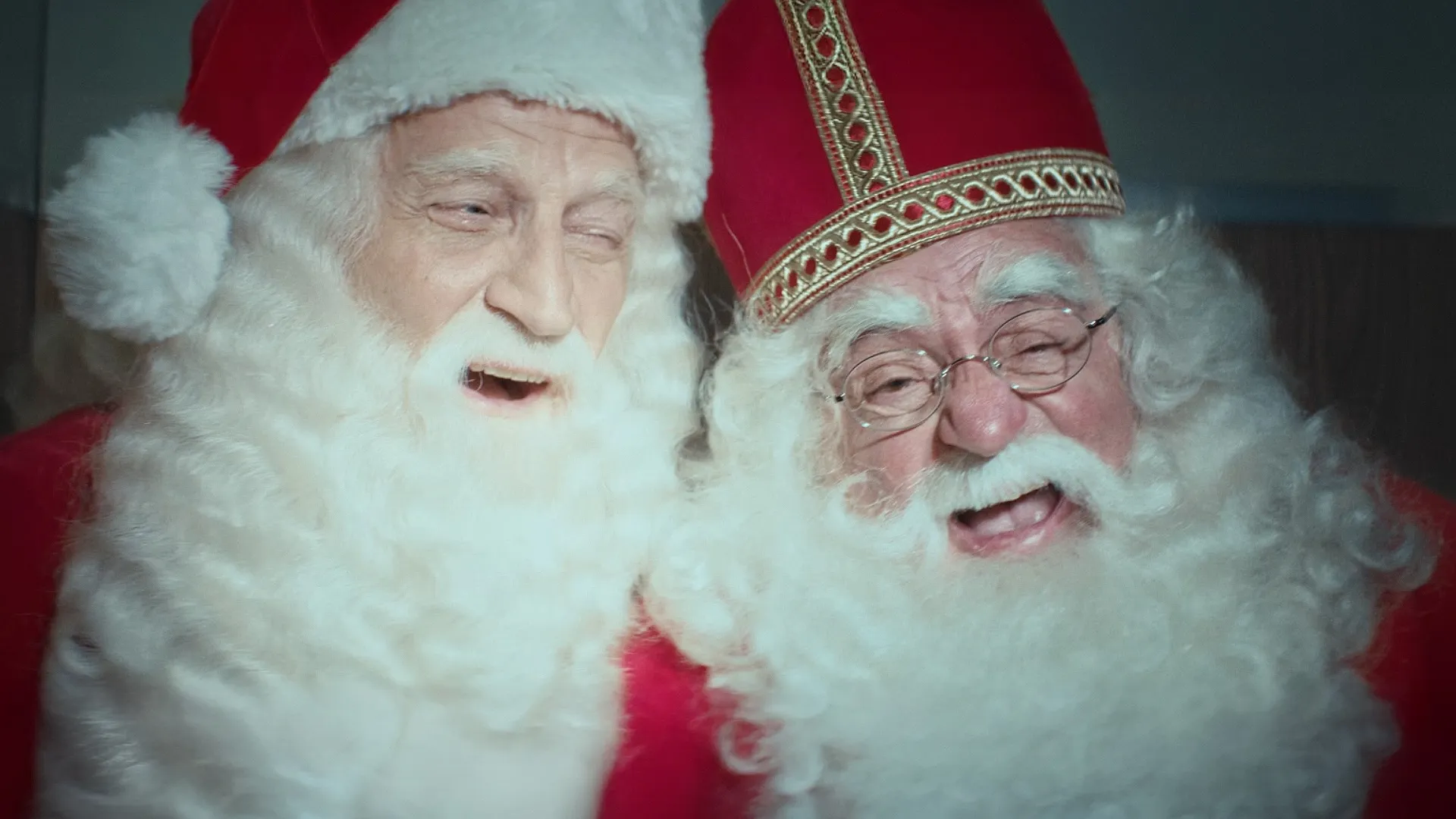 Bol bringt Sinterklaas und Santa Claus in neuer Kampagne zusammen: Für ein Geschenk, das verbindet